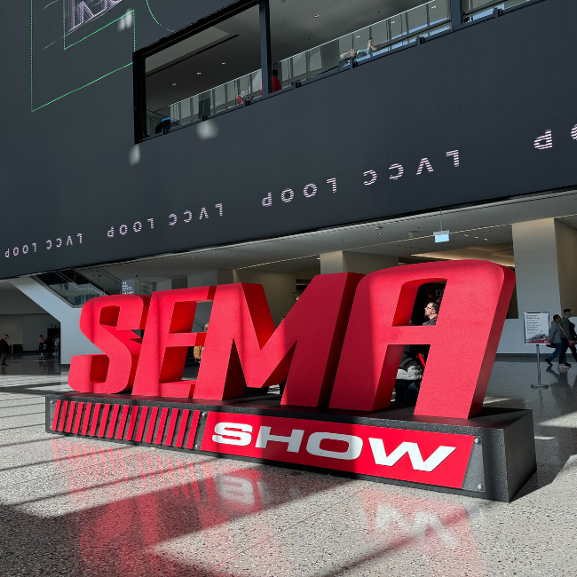 SEMA SHOW入口の様子