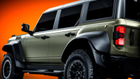 cbtd-personal-auto-cwf-2080-s49-satin-sandstone-ford-bronco-rendering-gbl-02