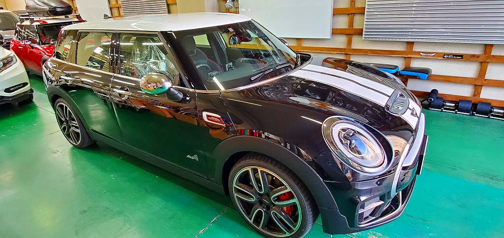 カーラッピング ミニ クラブマン ジョンクーパー ワークス パートラッピング Lapps カーラッピング 東京 車ラッピングのlapps